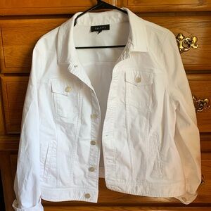 Women’s Talbots White Cropped L Jean Jacket.